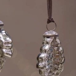 Nkuku Bhara Oak Leaf Bauble In Antique Smoke