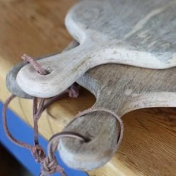 Nkuku Chunni Medium Chopping Board In Mango Wood