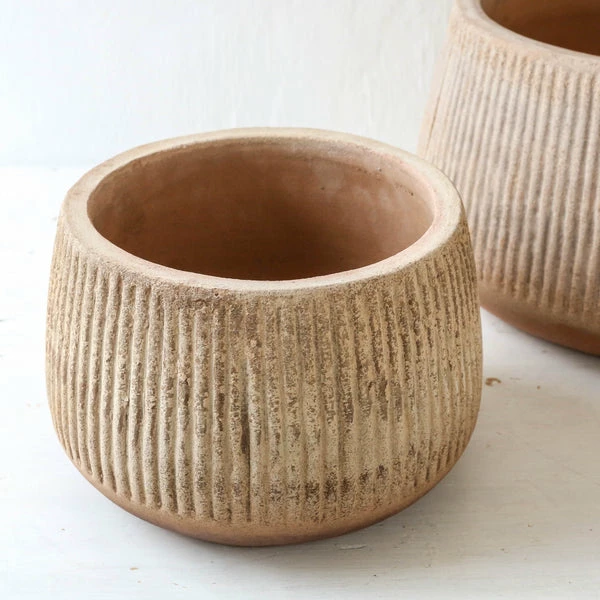 Nkuku Wampu Wide Planter - Small Distressed Terracotta 3 Nkuku Wampu Wide Planter - Small Distressed Terracotta