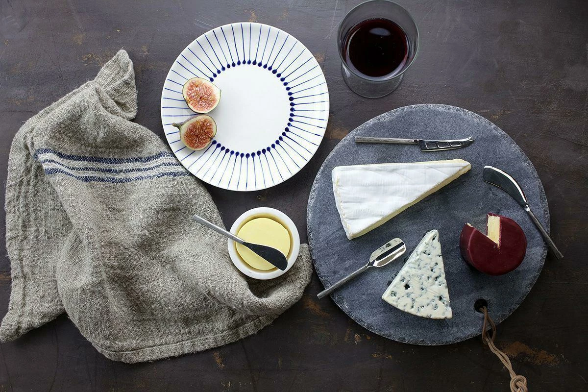 Nkuku Set of 4 Brushed Silver Cheese Knives 5 Nkuku Set of 4 Brushed Silver Cheese Knives