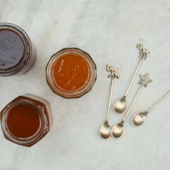 Nkuku Star Brass Teaspoon - Set of 2 Gift Set 3 Nkuku Star Brass Teaspoon - Set of 2 Gift Set