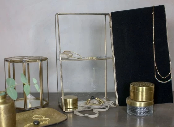 Nkuku Glass and Brass Vertical Bequai Jewelery Box 4 Nkuku Glass and Brass Vertical Bequai Jewelery Box