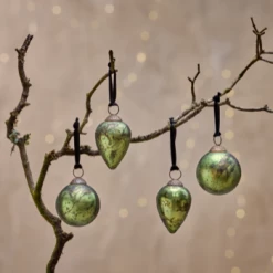 Nkuku Jalshara Baubles - Moss - Set of 4