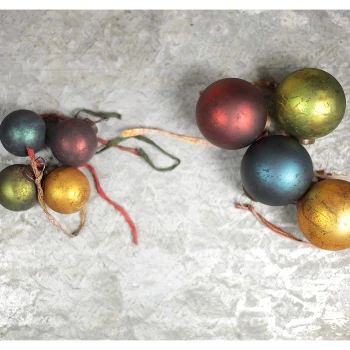 Nkuku Set of 4 Large Mixed Oko Baubles 4 Nkuku Set of 4 Large Mixed Oko Baubles