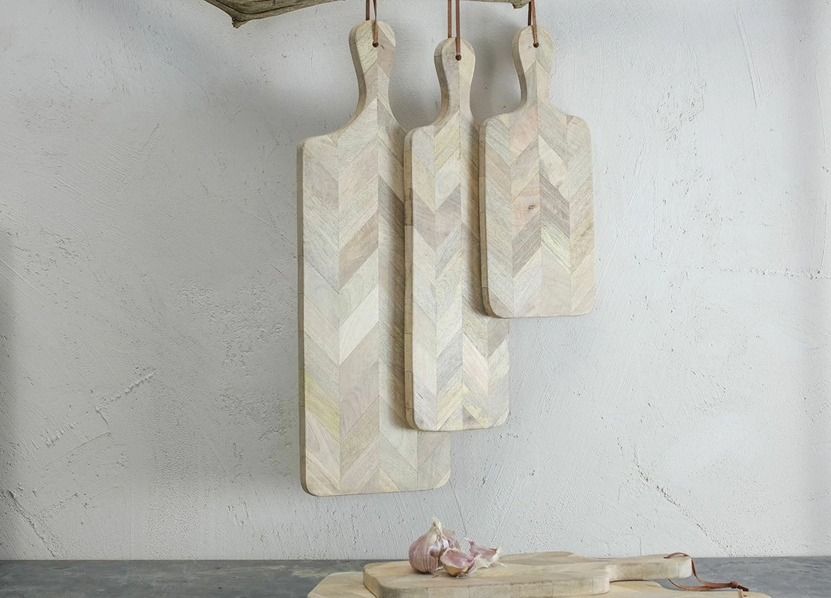 Nkuku Small Wooden Nalbari Chopping Board 2 Nkuku Small Wooden Nalbari Chopping Board